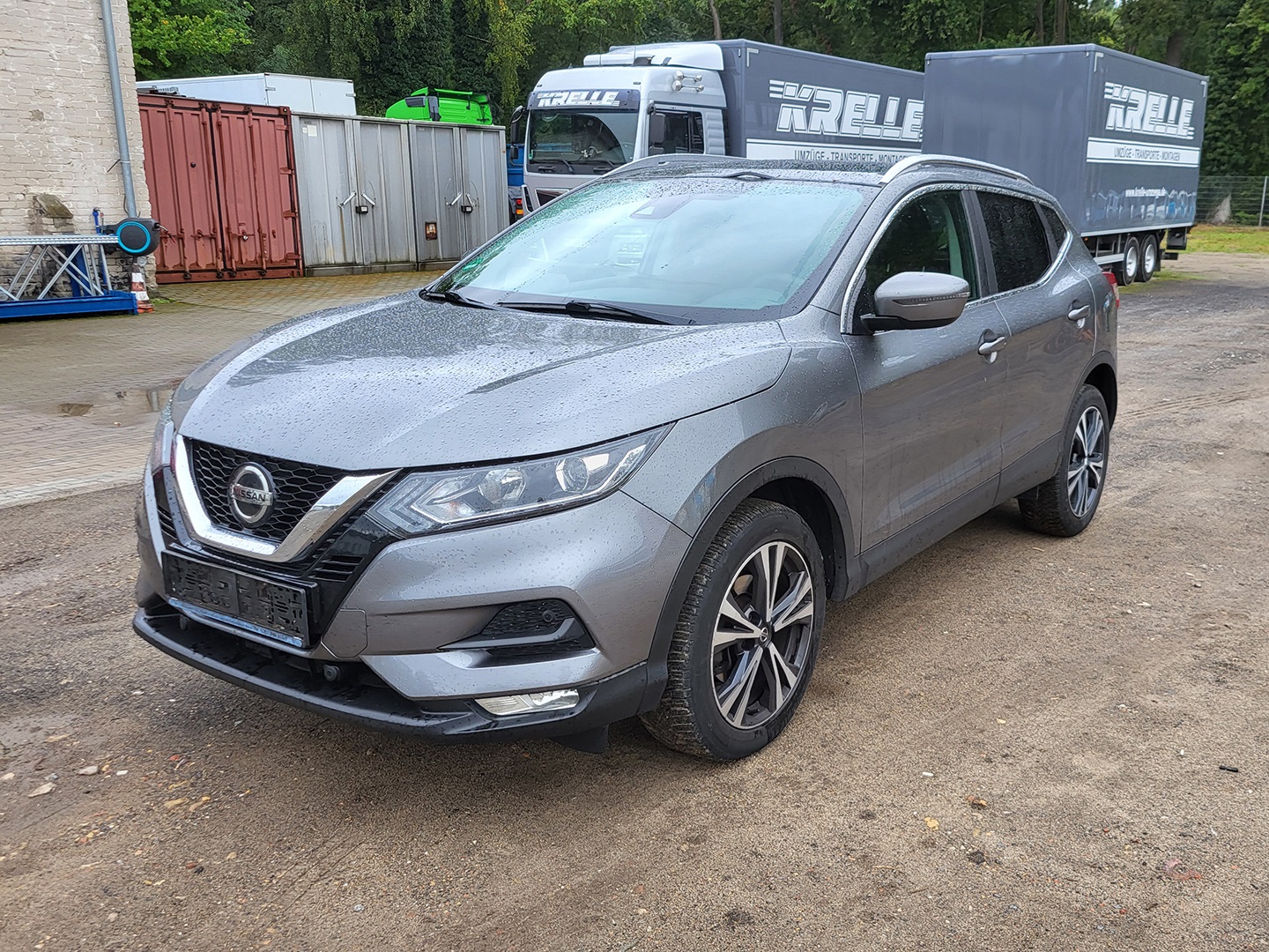 Kompakt-SUV NISSAN Qashqai aus Insolvenz